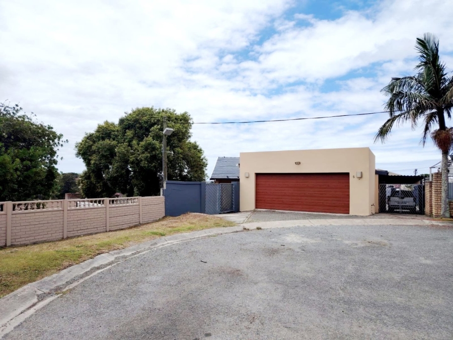 3 Bedroom Property for Sale in Amalinda Eastern Cape
